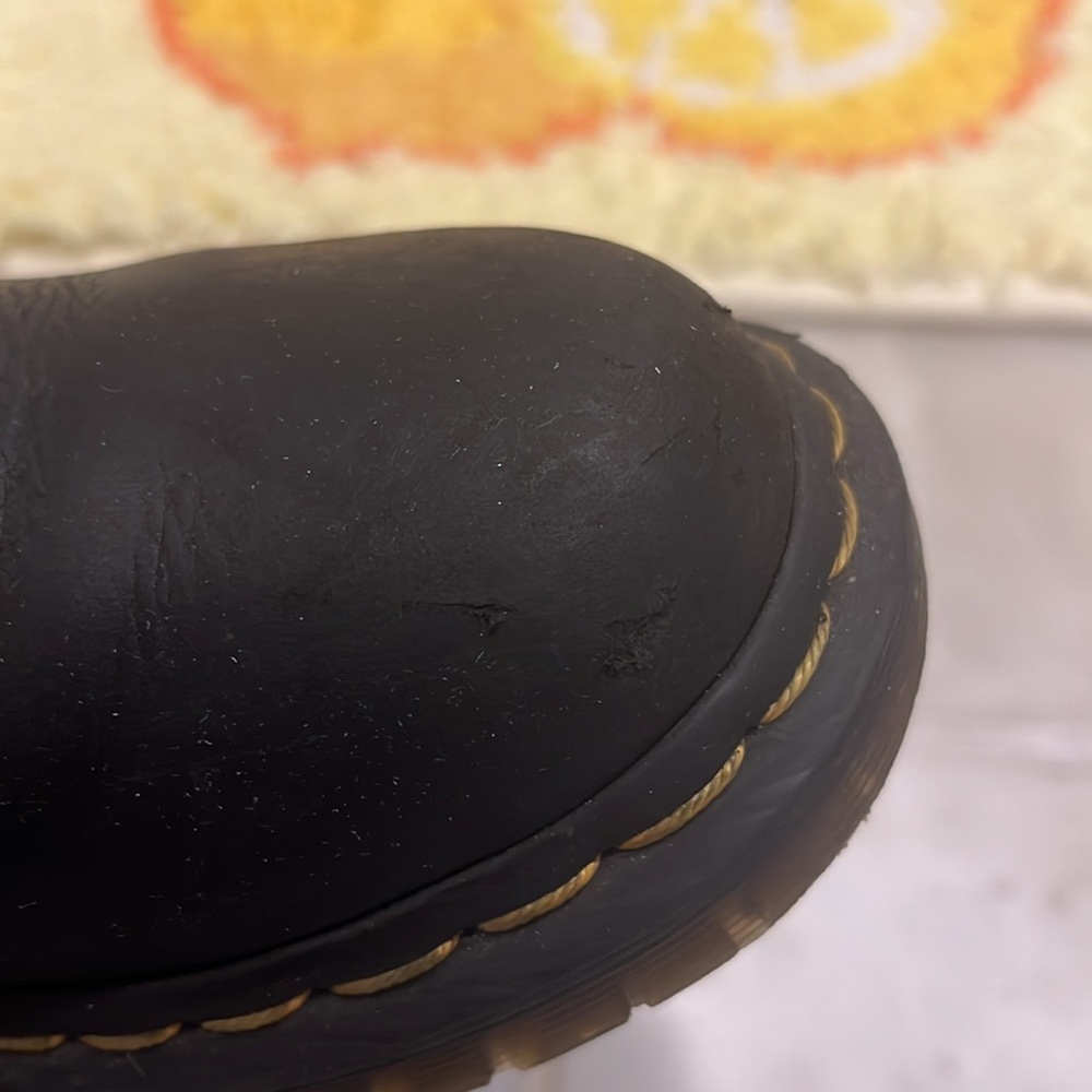 Dr. Martens faux fur Chelsea boots - Picture 10 of 10